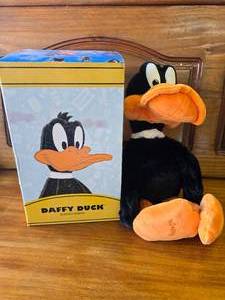 lot 70 image: NIB Daffy Duck Scentsy, No Scent Pack