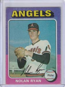 lot 3 image: 1975 Topps Nolan Ryan, #500