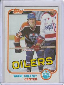 lot 55 image: 1981-82 Topps Wayne Gretzky #16
