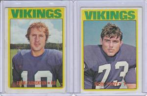 lot 84 image: 1972 Topps Fran Tarkenton #225, Ron Yary RC #104
