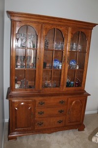 Ethan Allen China Cabinet
