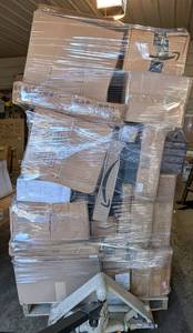 lot 98 image: WOW Amazon Mediums Returns Pallet 72 Tall