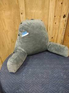 lot 114 image: Pillow Back Rest