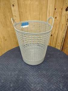 lot 133 image: laundry basket