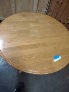 round kitchen table