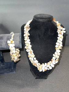 lot 129 image: Bead Necklace & Bracelet Set - Ivory & Champagne Square Beads