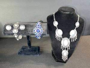 lot 145 image: Jewelry Set - Silver-Tone Necklace, Bracelet & Matching Accessories with Blue & White Cabochons