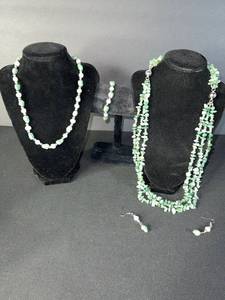 lot 170 image: Jewelry Set Emerald Green Bead & Pearl Necklaces, Bracelet, Earrings