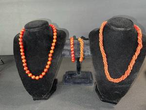 lot 177 image: Orange Bead Necklace & Bracelet Set - 3-Piece Jewelry Collection
