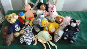 lot 142 image: Lot of 15 Beanie Babies