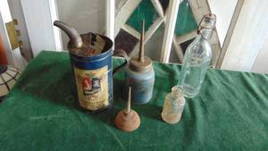 lot 77 image: Vintage Maytag Can and Misc