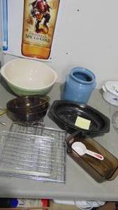 lot 93 image: Various Kitchen Items