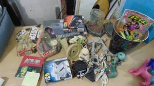 lot 103 image: Star Wars, Star Trek and Other Figures