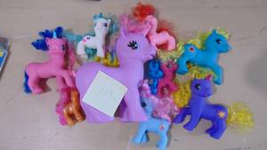 lot 107 image: Assorted My Little Pony Figures
