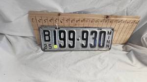 lot 43 image: Classic Vintage Minnesota License Plate as Pictured
