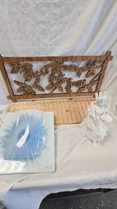 lot 51 image: Angel Figure wbox, Dcor Vase, Bless this Home Wood Sign