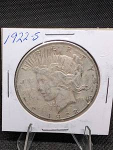 lot 89 image: Peace Dollar 1922 - United States Silver One Dollar Coin