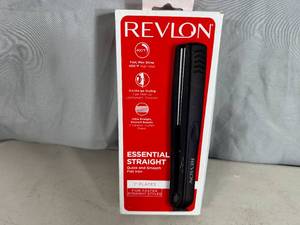 lot 20 image: New Revlon Essential Straight Flat Iron Hair Tool
