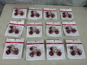 lot 32 image: 12 New Ashland Tiny Treasures Mini Bicycle - Mini Embellishment  Decoration