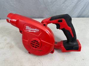 lot 7 image: Milwaukee M18 18V Lithium-Ion Cordless Compact Blower
