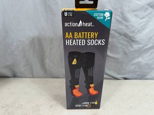 lot 37 image: New Pair of Action Heat Battery Heated Socks - Unisex - LXL