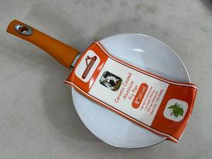 lot 75 image: New Ceramic Coated Aluminum Frying Pan - 8 inch