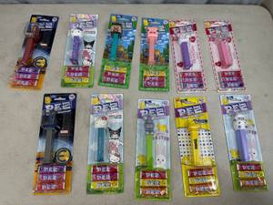 lot 92 image: 11 New Pez Candy Kits