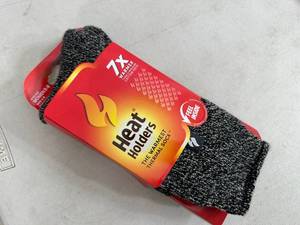 lot 100 image: New Pair of Heat Holders Thermal Socks