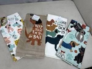 lot 101 image: 4 New Dog Themed Kitchen Towels