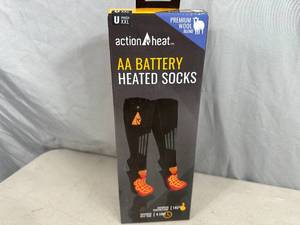 lot 142 image: New Pair of Action Heat Battery Heated Socks - Unisex - XXL