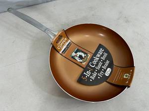 lot 226 image: New 5 in 1 Copper Ceramic Coated 11 inch Frying Pan - Scuffed