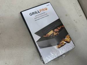 lot 281 image: New Grill Pro Cast Iron Smoker Box