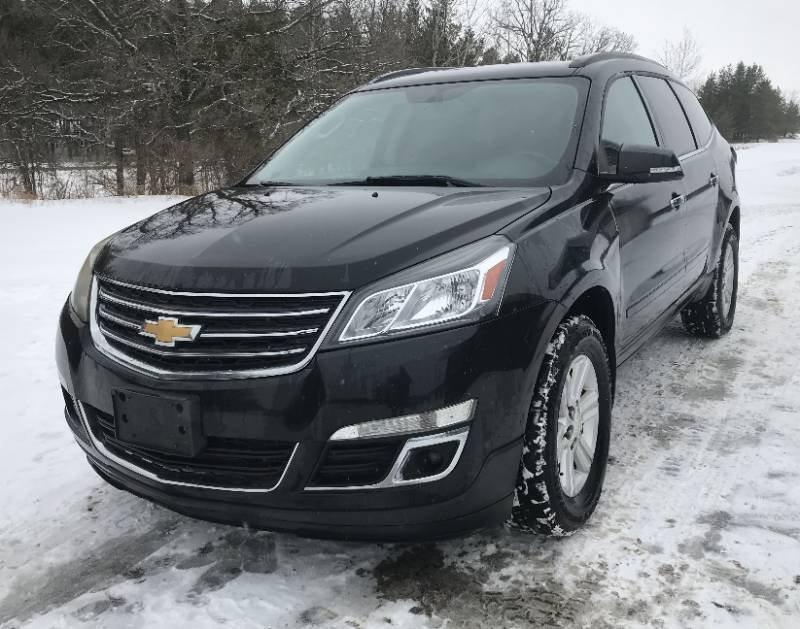 lot 3 image: 2014 Chevy Traverse AWD