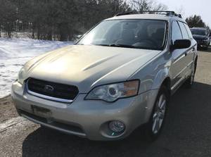 lot 3 image: 2007 Subaru Outback AWD