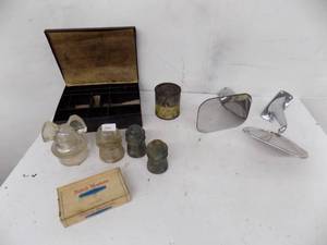 lot 20 image: Vintage Items Lot