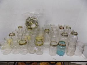 lot 30 image: 47 - Canning Jars, rings