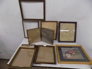 lot 37 image: 10 - Picture Frames  Vintage  antique