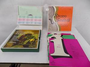 lot 39 image: Lot of Vintage Records  2 packs of 10