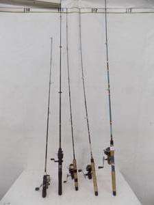 lot 44 image: 5 Rods & Reels