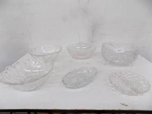 lot 55 image: Decorative glass vases