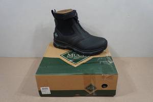 lot 58 image: Muck Boots Mens Apex Zip Boots - Size 9