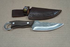 lot 66 image: Viking Knife Co 8 Rolled Carbon Steel Knife