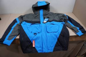 lot 83 image: Clam Ice Armor Ascent Parka with Motion Float - XL