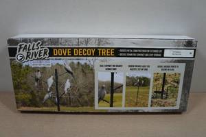 lot 106 image: Falls River Dove Decoy Tree