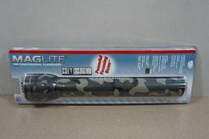 lot 112 image: Maglite Professional Flashlight