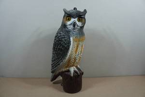 lot 155 image: Owl Decoy