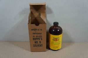 lot 157 image: Hoppes No 9 Solvent