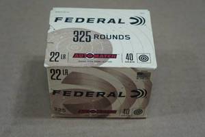 lot 192 image: 325 Federal Automatch .22 LR 40 Gr Solid Ammo