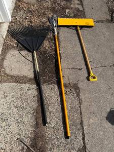 lot 39 image: Leaf Rake, Push Broom & Long-Handed Tree Pruner Tool (Lot of 3)