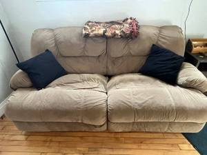 lot 57 image: Beige Fabric 2-Seater Sofa - Cushioned Tan Couch w hand made throw